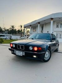 بي ام للبيع موديل93سياره حلوه عيني أكفلك تحويل بس غيره كلشي مالك يمي س...