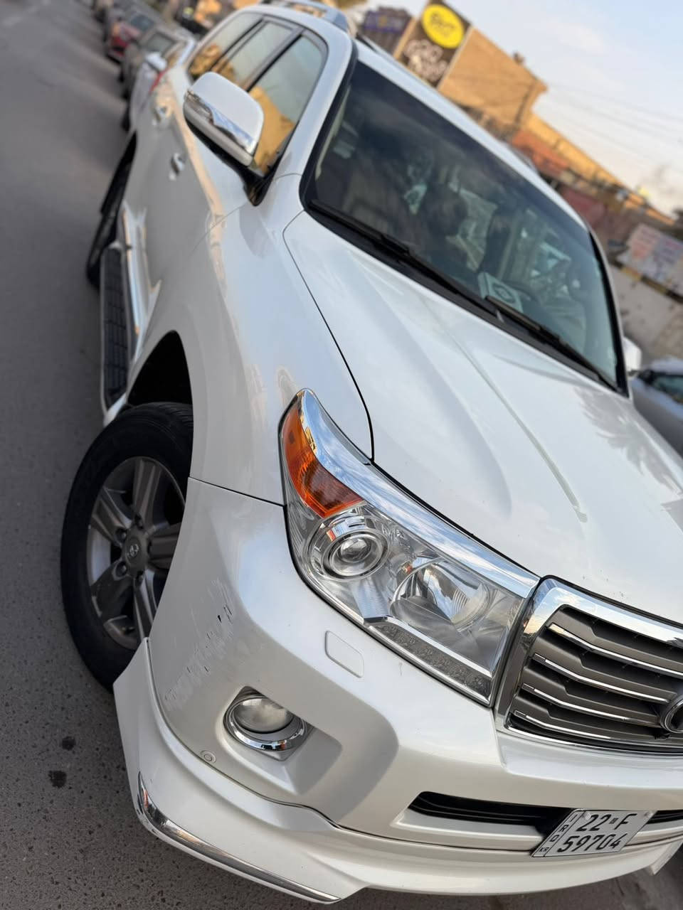 سلام عليكم 
لاندكروز  موديل 2015  
رقم أربيل باسمي 
4700
موصفات VXR لكزز
كشنات خزن
5بصمات ترحيب
شاشه ام دعاء
5كامرات 360
مري شفط+كامرات جانبيه
صندوق كهرباء
12سماعه دمام سماعات JPL
كشنات كهرباء امامي والصدر
كشنات تتدفى وتبريد
3شاشات سياره
مواصفات للكرز معروفه 
عنوان بغداد
‭0770 455 5362‬
***********
