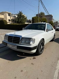 مارسيدس 300ce  موديل 1988  سياره عضمتهه حلوه مكينه 300 عنكبوت  قواعد د...