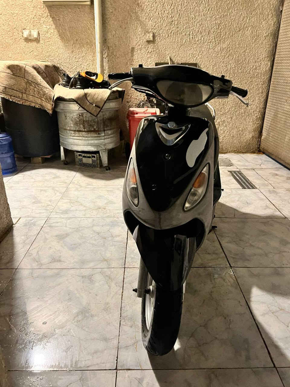 سلام عليكم ورحمة الله وبركاته شباب دراجة ماكس منغولي للبيع كاملة على اخر حباية السعر ٥٠٠ وبيها مجال مكان بغداد جسر ديالى ***********  دراجة كفالة عامة
