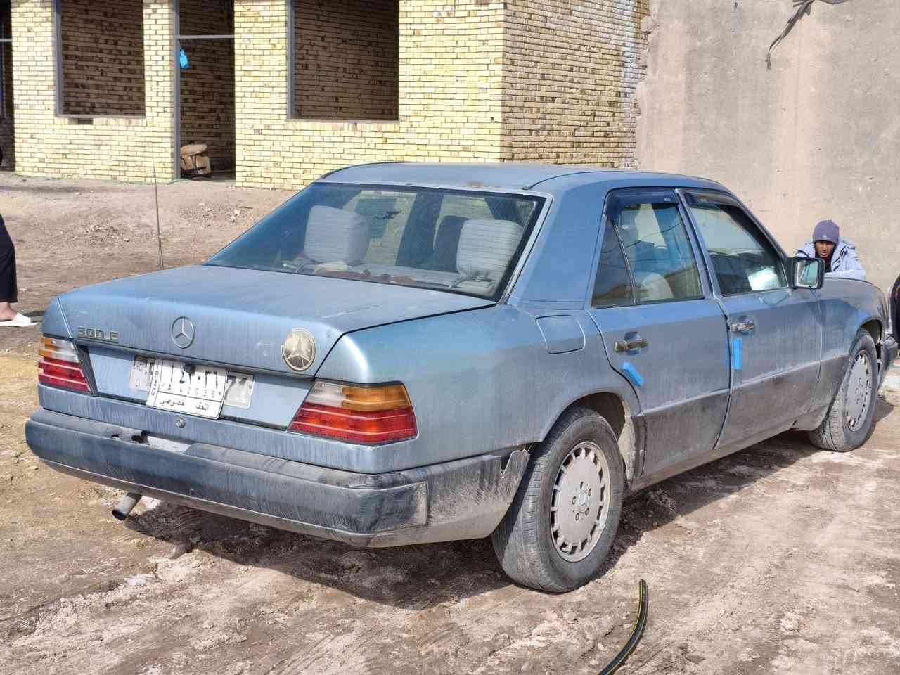 السلام عليكم للبيع مارسدس دب موديل 1989 نجف مشروع وطني السياره جديده وجاهزه كير محرك تبريد كهربائيه شغاله كلها مابيه نقص مكاني بناصريه السعر 55 وبيه مجال
لأتصال عل رقم الهاتف
***********
