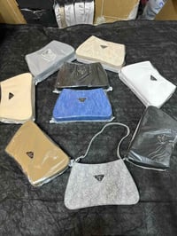 شنطة • تالف • اكسسوارات شخصية