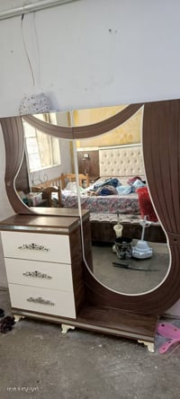 غرفة نوم • للبيع • مراوس
