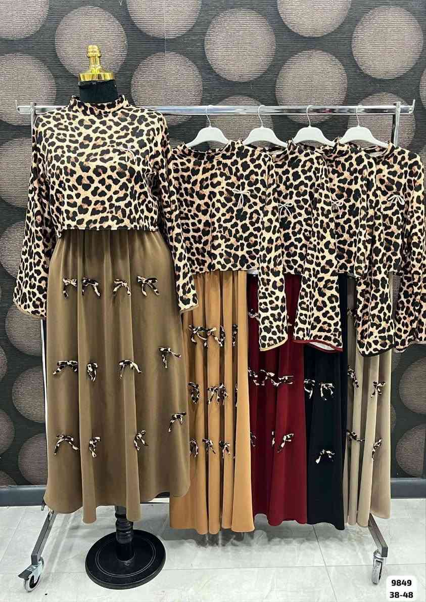 فستان نسائي قطعتين  تركي
الخامه جسكه  دبي  تركي 💯🇹🇷
خامة صيفية فد شيء ✈️♥️
متوفر بألوان وقياسات راهية 😁👌🏻
الموديل ترند الموسم 💯💯
38*40*42*44*46*48*
سعر حلو ورخص من محلات
متوفر توصيل
رفاعي + قلعه + فجر


**إذا كنت صاحب هذا الإعلان وتريد حذفه لأي سبب، رجاءا أرسل رسالة إلى الدعم الفني**