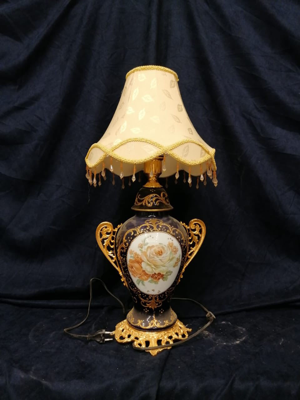 البيع بسعر. الجملة  الجملة الجملة 📣 📣 📣 

اعرض عليكم  تصافي صالتنا التي تم إغلاقها بداعي السفر   
   
 ميز طعام مع كراسي وبعض التحف  الشرقية النحاسية 

السعر بمايرضي الله 

البضاعة موجودة في اربيل حي العدالة 

للتواصل   

+964 751 344 8362

البضاعة مستوردة من مصر  لايوجد اي شي صنع محلي


**إذا كنت صاحب هذا الإعلان وتريد حذفه لأي سبب، رجاءا أرسل رسالة إلى الدعم الفني**