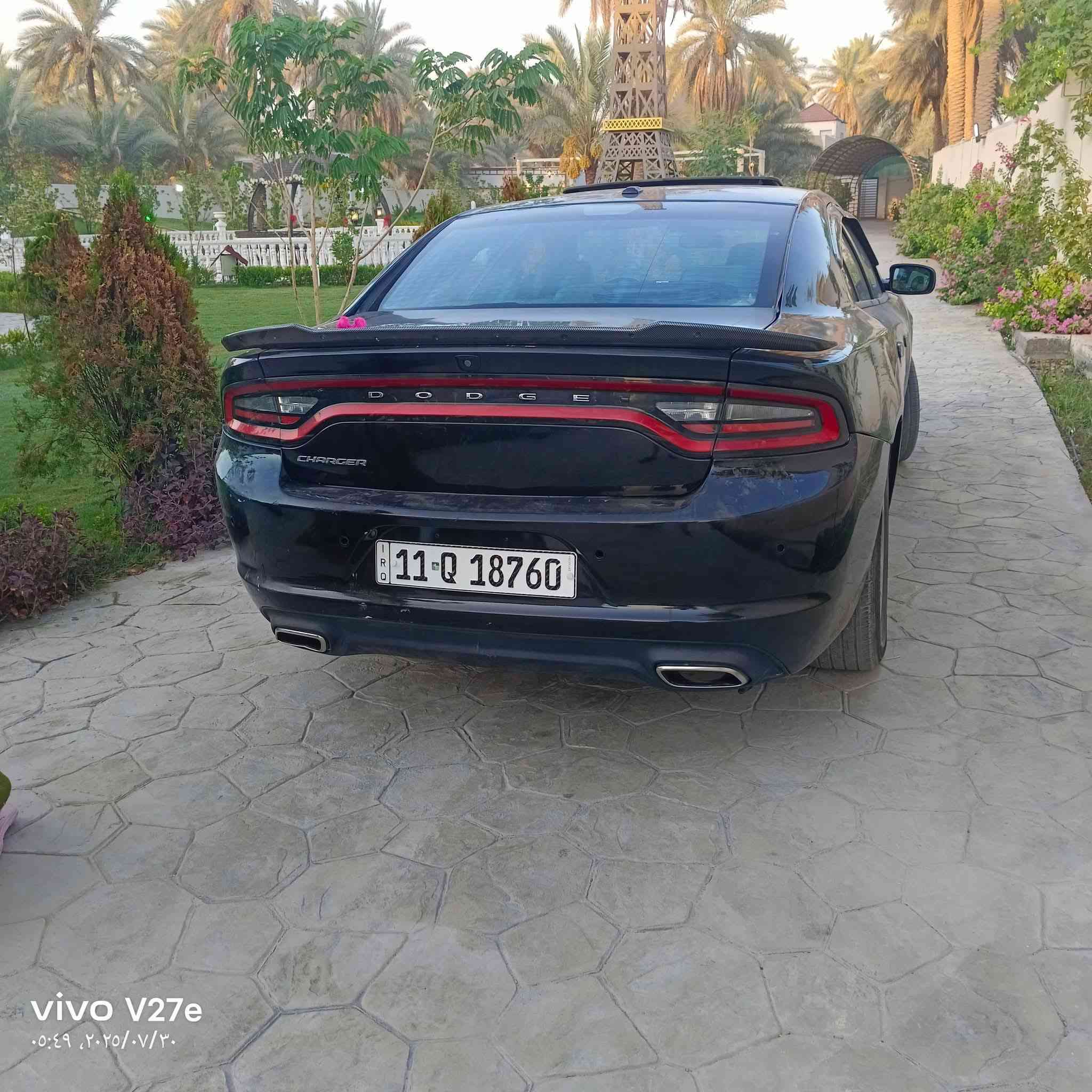 السلام عليكم ورحمة الله وبركاته
جارجر sxt بلص  محرك 3600  موديل 22 أصل رقم بغداد باسمي 
ماشية 31الف 
فول مواصفات 
فتحة سقف 
كشنات جلد 
تدفئة كشنات خلفية 
تدفئة +تبريد كشنات امامية 
تدفئة ستيرن 
بصمة ابواب +صندوق
ويل 18 ابلادي عليهن تخم تايرات اصلي 
منضومة زنزن 200 دولار 
السيارة جديدة وخير من الله بمعنى الكلمة ما تصرف ربع عليهه 
 خط مامشتغلة مال بيت 
السعر 170$ وبيهه مجال 
للعلم السيارة مصبوغة عام 
مامتواجد على الخاص للاتصال ***********
 واتس اب موجود 
العنوان بابل
