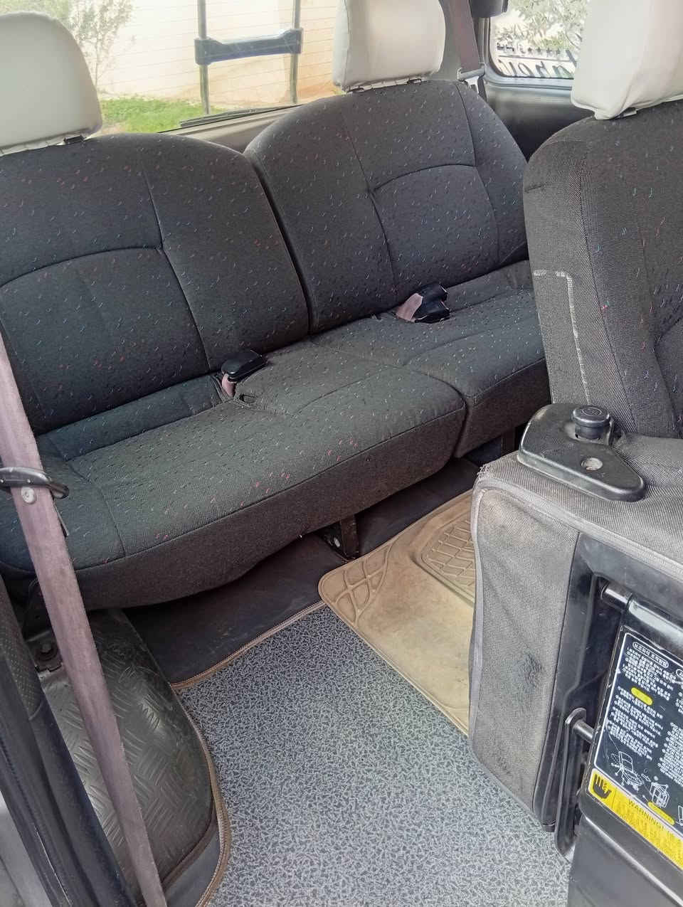 استاركس 2004مفتوح سوبر كير عادي قرار مرور خصوصي جديده مكفول كير محرك اكسل كهربائيات كلها شغاله تدفئه تبريد كامله الف ماذب عليها شاصي واحد بي تعمير شبر فقط ديالى بلدروز ***********/***********
السعر 97وبيهه مجال قليل
