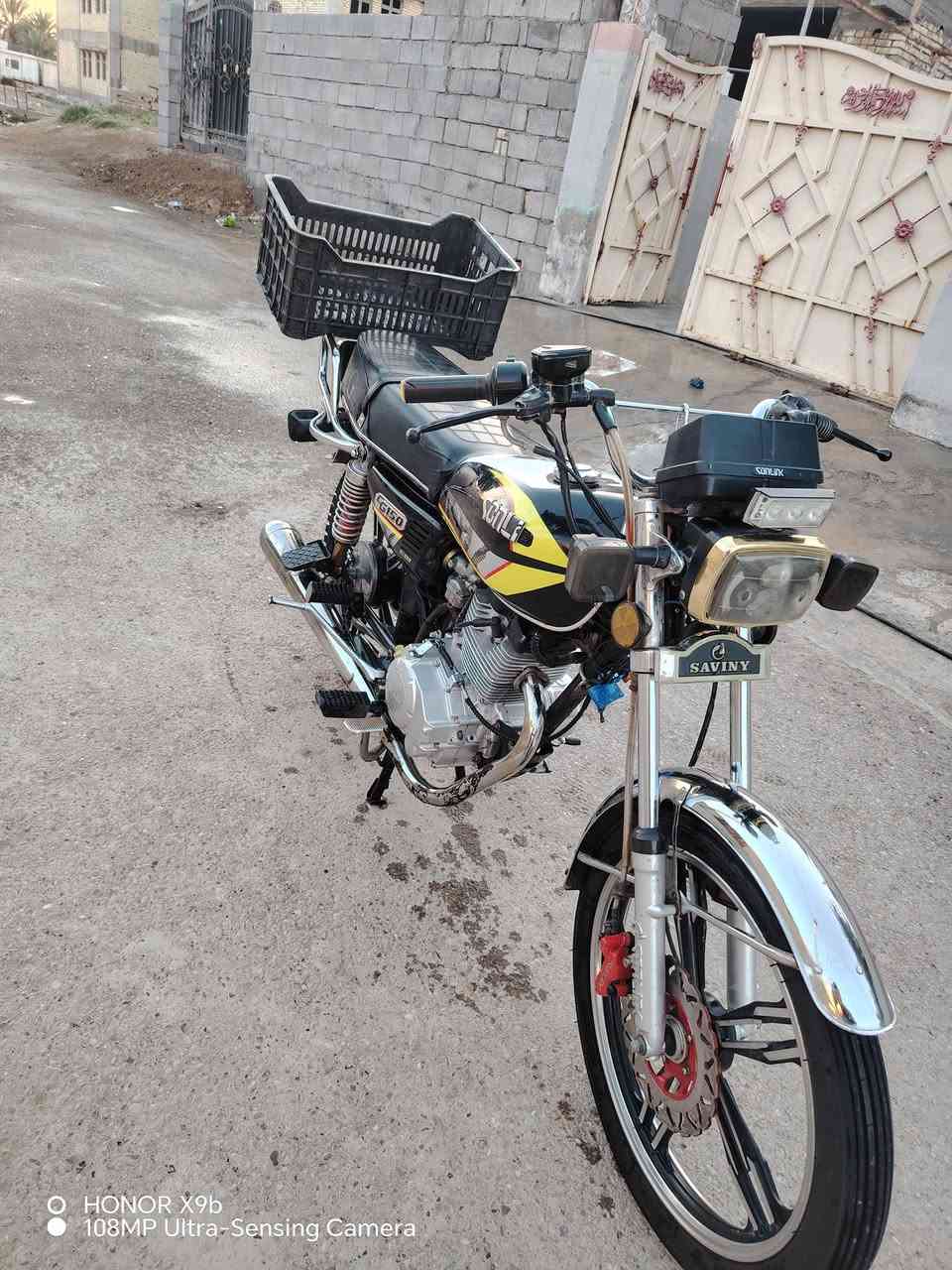 السلام وعليكم
دراجه سيفان موديل 2023 محرك مفتوح بوشه وكور بس دراجه خير من الله شلعه ومعدل اوراق كرتونيه السعر 500 وبيها مجال قليل المكان ديالى تقاطع القدس الهاشميه اتصل وادلل ***********
