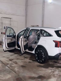 سورنتو موديل 2025 سياره جديده ماشيه 1000 الاستفسار على هاذه رقم 078137...