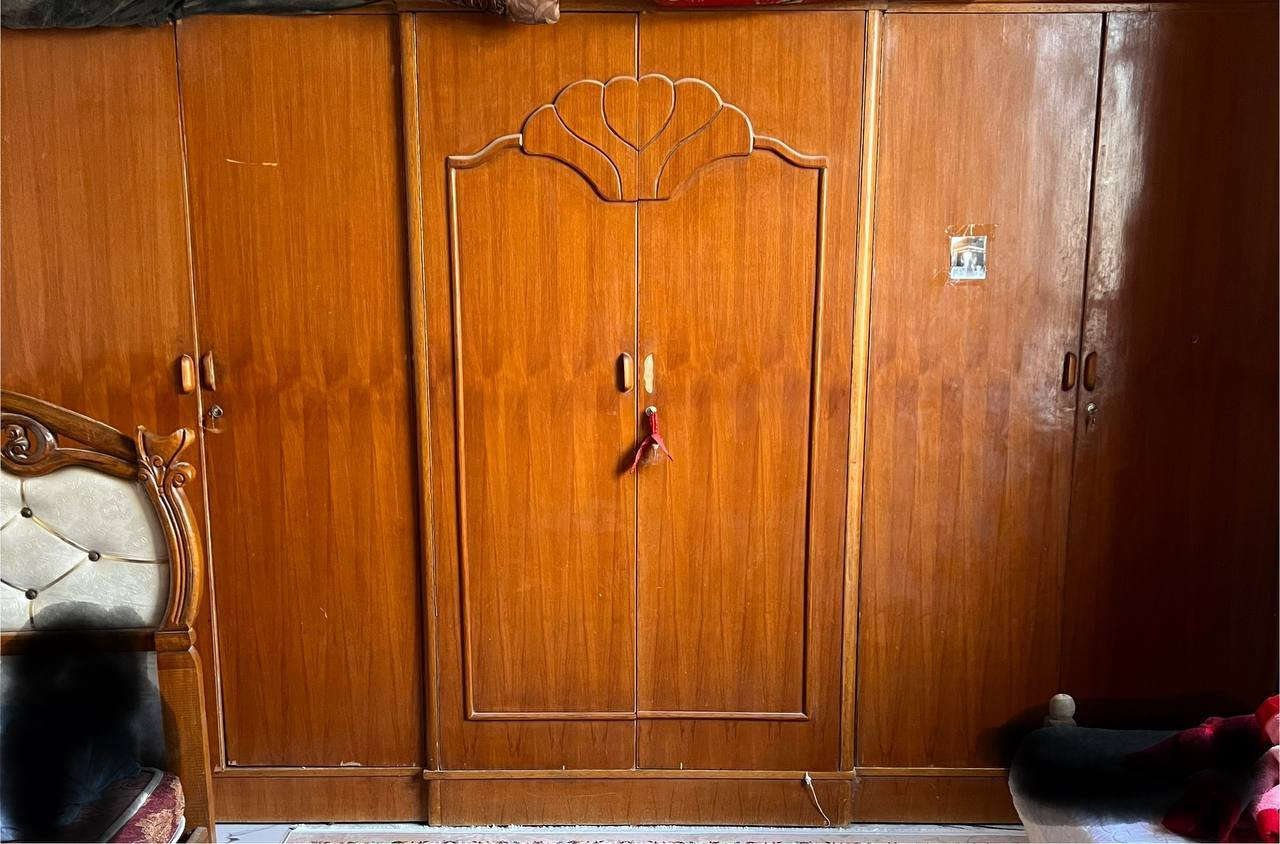 غرفه مستعمله للبيع السعر 350 الاستفسار ***********
