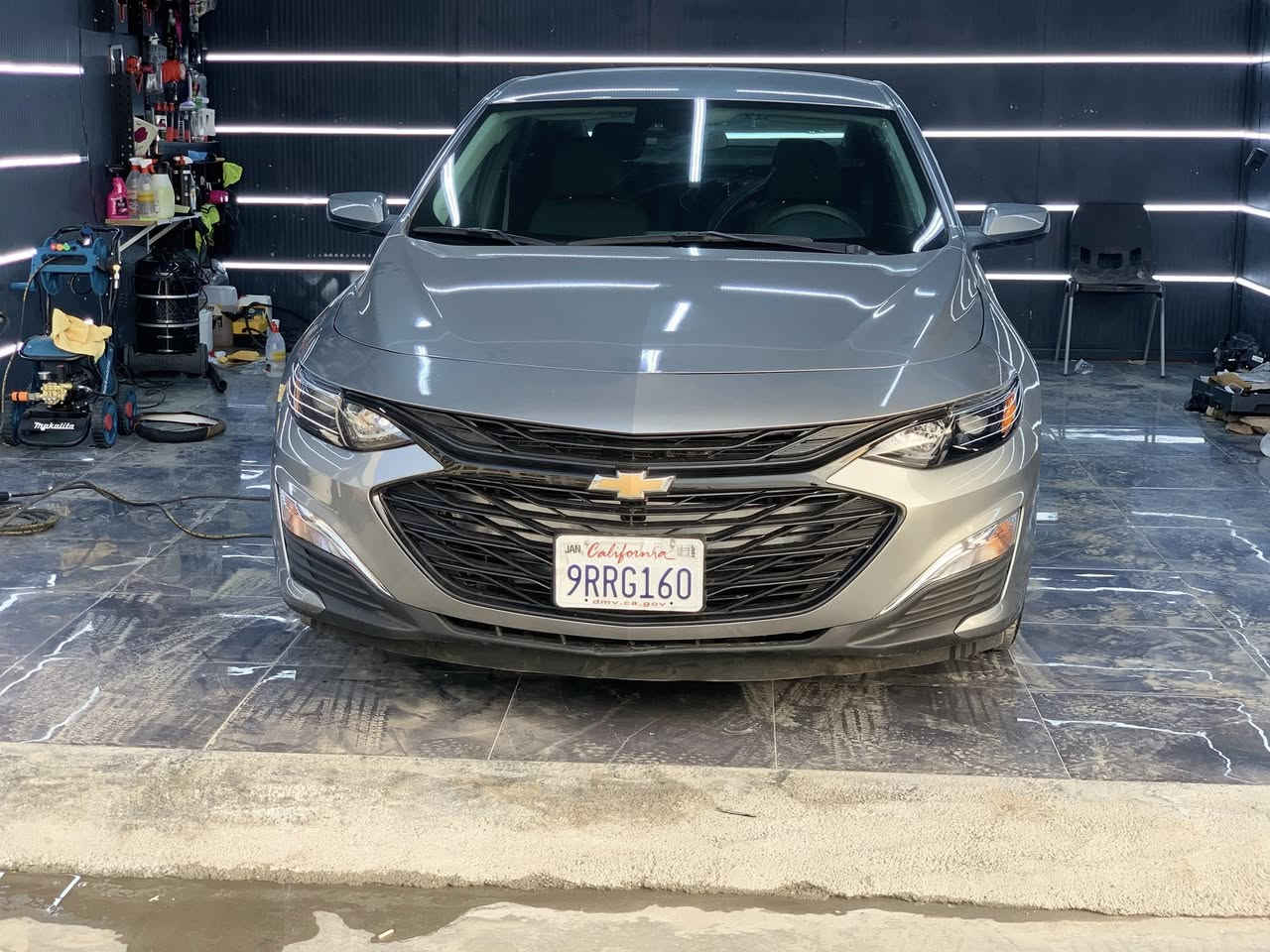 سلام عليكم
ماليبو 2024 
للبيع فقط 
السعررر منااسب (123) وشويه مجال 
تترقم شمالي (سليمانيه -اربيل -دهوك)
مواصفات بصمه ابواب بصمه رادار هاند بريك بصمه
فقط بنيد صبغ بدون دواخل 
ارباك سوكان +برده فقط
ماشيه 21 الف mil 
صور الحادث داخل المنشور 
العنوان سليمانيه 
الاستفسار *********** متوفر واتساب
