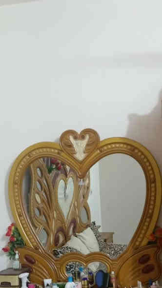 غرفه اخشاب للبيع ام 6 طلاك 
سعرها 400 مستعجل على البيع
***********
