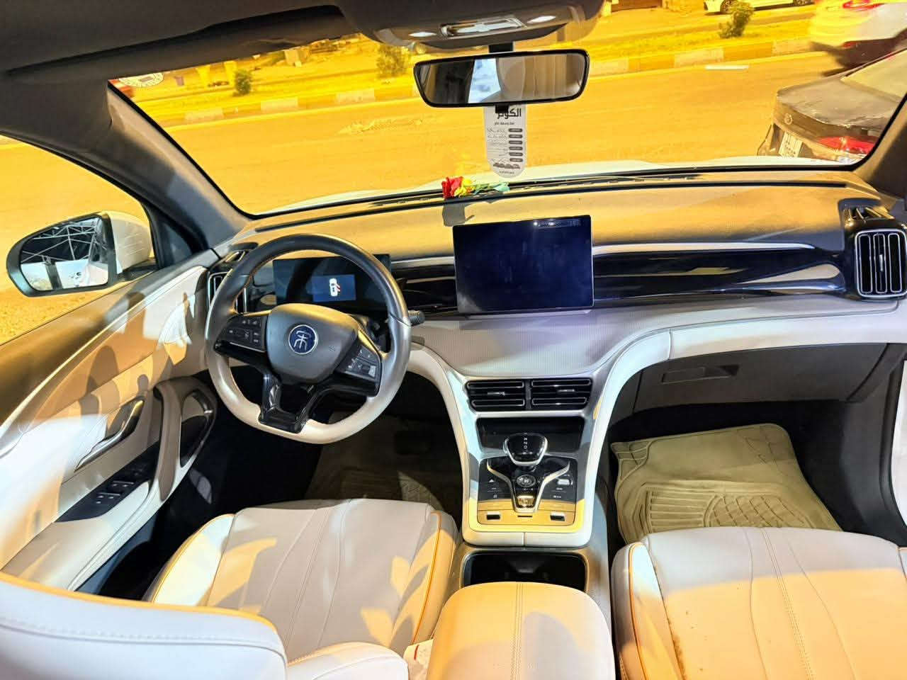 BYD
٢٠٢٥ سونك برو

ماشية ٢٤الف

رقم اربيل

باسمه تحويل مباشر

بيها طخه بالصندوق بعده ما مصلحه موضحه بل صوره

سياره بحالت الزيرو

السعر 
160 وبي مجال
***********
