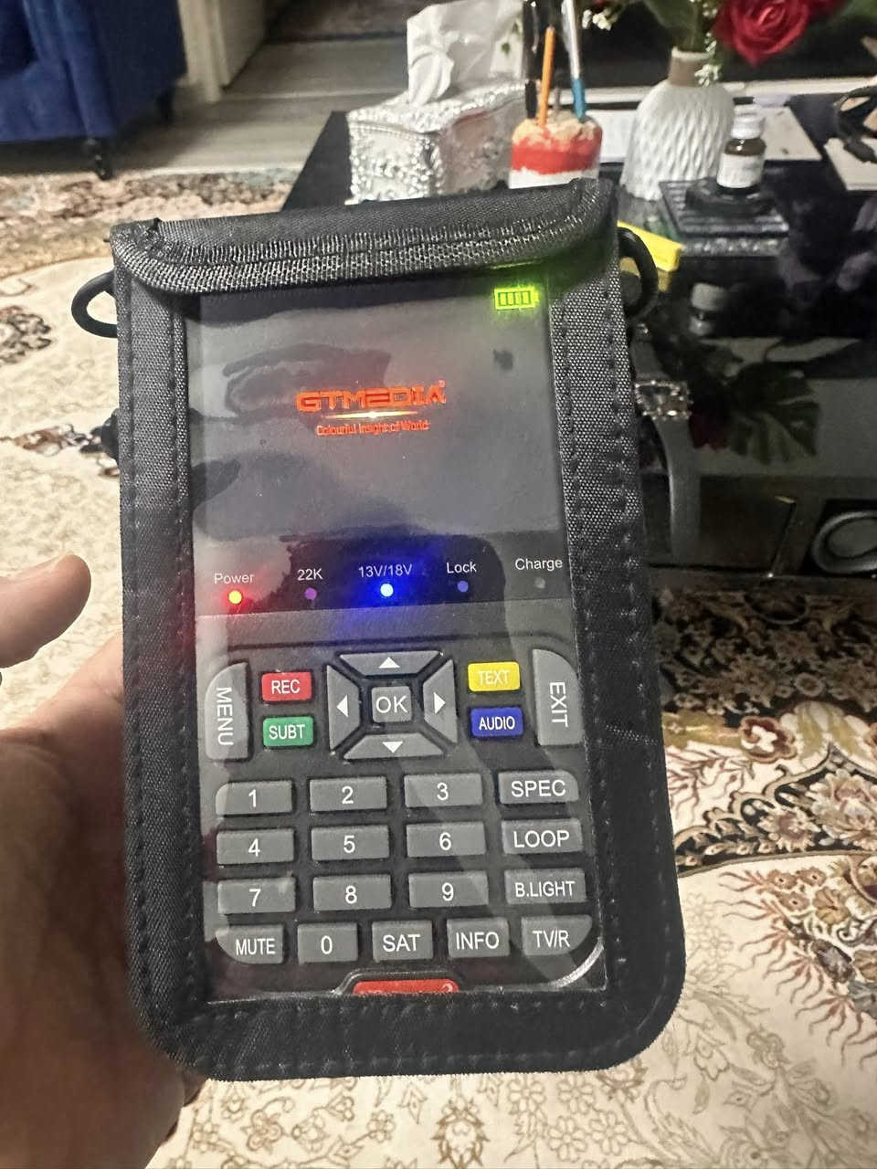 جهاز كاشف الاقمار جهاز شغال ودقيق وجديد ومحدث وبي 240 قمر صناعي وكامل الترددات صوره وصوت وتوصيل موجود شباب قيم والي ينطي سعر معقول اشوفه خير


**إذا كنت صاحب هذا الإعلان وتريد حذفه لأي سبب، رجاءا أرسل رسالة إلى الدعم الفني**