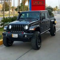 Jeep gladiator 2021 کەنەدی ماسەفات Willys  ٤٠ میل حقیقی رۆیشتووە  کلین...