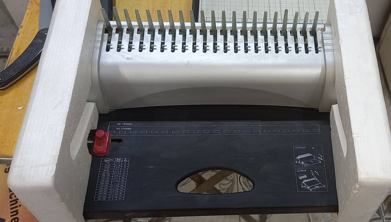 السلام عليكم اخواني الأعزاء
عندي هاي الأغراض ابيعها كلهن شلع مابيع واحد كلهن ولي ايريدهن هذا رقم تلفوني  *********** وسعرهن 150 الف الي محتاجهن ايخابرني مبردة قاطع هواء جهاز كبس كابسه كبيره وجهاز كبس ملازمه اسبايرو
