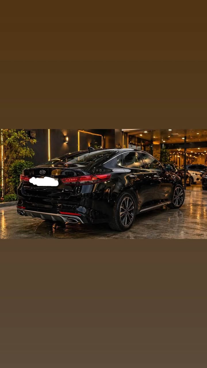🚨 للبيع كيا اوبتيما 2018 SX Turbo فول الفول 🚨
السعر: 123 ورقة وبيها مجال بسيط

✅ الموديل: 2018
✅ الفئة:  SXL فول مواصفات
✅ المحرك: 1600 تيربو 
✅ الوارد: امريكي 
✅ الرقم: اربيل
✅ الماشية: 95,000 كم
✅ اللون: اسود ملكي
✅ الحادث: باب خلفي يسار + جاملغ خلفي يسار صبغ. و بارد خفيف + جاملغ امامي فقط

مواصفات: بانوراما، شاشة، ، تدفئة وتبريد كراسي، رادار، حساسات، كاميرا، لايت زينون، بصمة، تشغيل عن بعد، 
الداخل نظيف وجديد
الفحص مفتوح

المكان: الصويرة - واسط
للاستفسار: ***********
