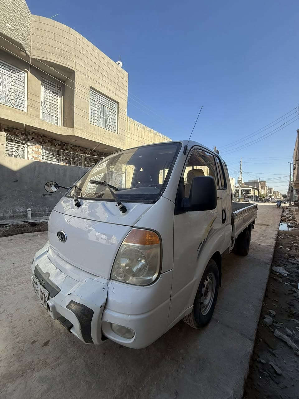 السلام عليكم نثيه موديل 2008رقم بابل بااسم صديق ابوي مداور ثاني يوم محرك 3000 مكفول كير مكفول شاصي ورقم شاصي مكفول سياره مابيها ضربه ابد جاهزه للعمل سنويه منتهيه تجديدها عليه 
السعر 70 ومجال كلش قليل
المكان حله مركز المدينه
***********
