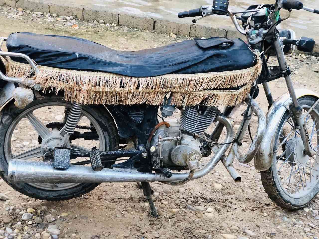 ماطور للبيع ب 225و بي مجال حك جيه
كهربائيات شغال 
محرك مفتوح 
بدون منفيس


**إذا كنت صاحب هذا الإعلان وتريد حذفه لأي سبب، رجاءا أرسل رسالة إلى الدعم الفني**