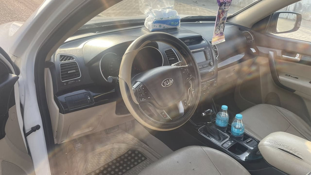 سورنتو  2014
محرك 4 سلندر 

خليجي باسمي رقم بصرة 

تشغيل بصمه 

بصمات بالباب  

قطع تبريد 3

نص باب السائق  مصبوغ 

كشن كهربائي

كشنات جلد 

اشارة ترحيب

ويل كب 

لدات خلفيه 

مراية شفط 

اشاره بالمري 

حساسات 

كامره خلفيه 

تحكم ستيرن 

تحكم سرعه 

بردات بلاد 

السعر 167$

***********
