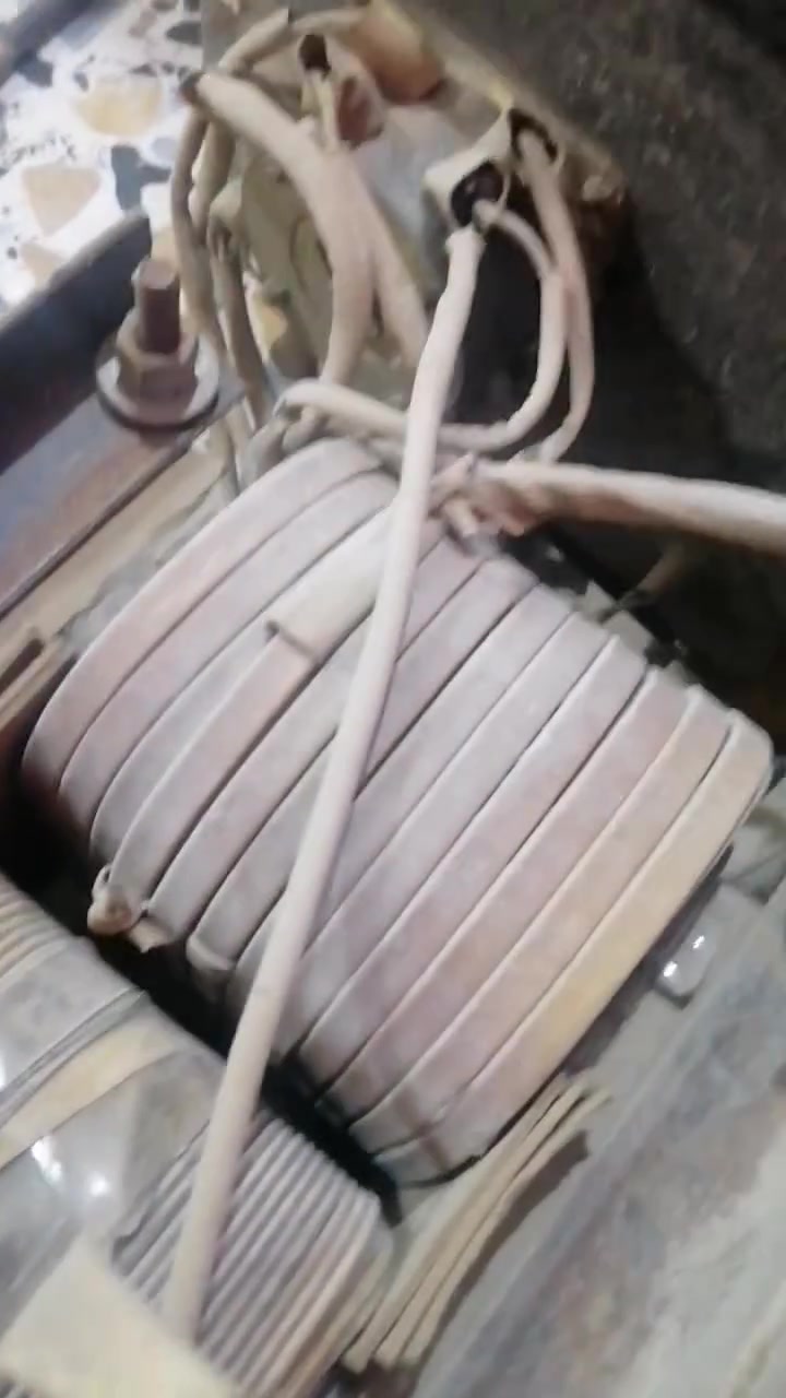 السلام عليكم متاح للبيع مكينه لحيم مستخدمه نضيفه علشغل علفحص كامله وايراته يداته مكان بغداد البياع حي التراث إلىريده يتفضل خاص سعره ٧٥قفل


**إذا كنت صاحب هذا الإعلان وتريد حذفه لأي سبب، رجاءا أرسل رسالة إلى الدعم الفني**