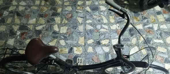 باسكل للبيع حجم 26 بي زنجار بس بل جاملغ باسكل كلش حلو مكان بغداد كماليه الاتصال على  ***********
سعره 50الف
