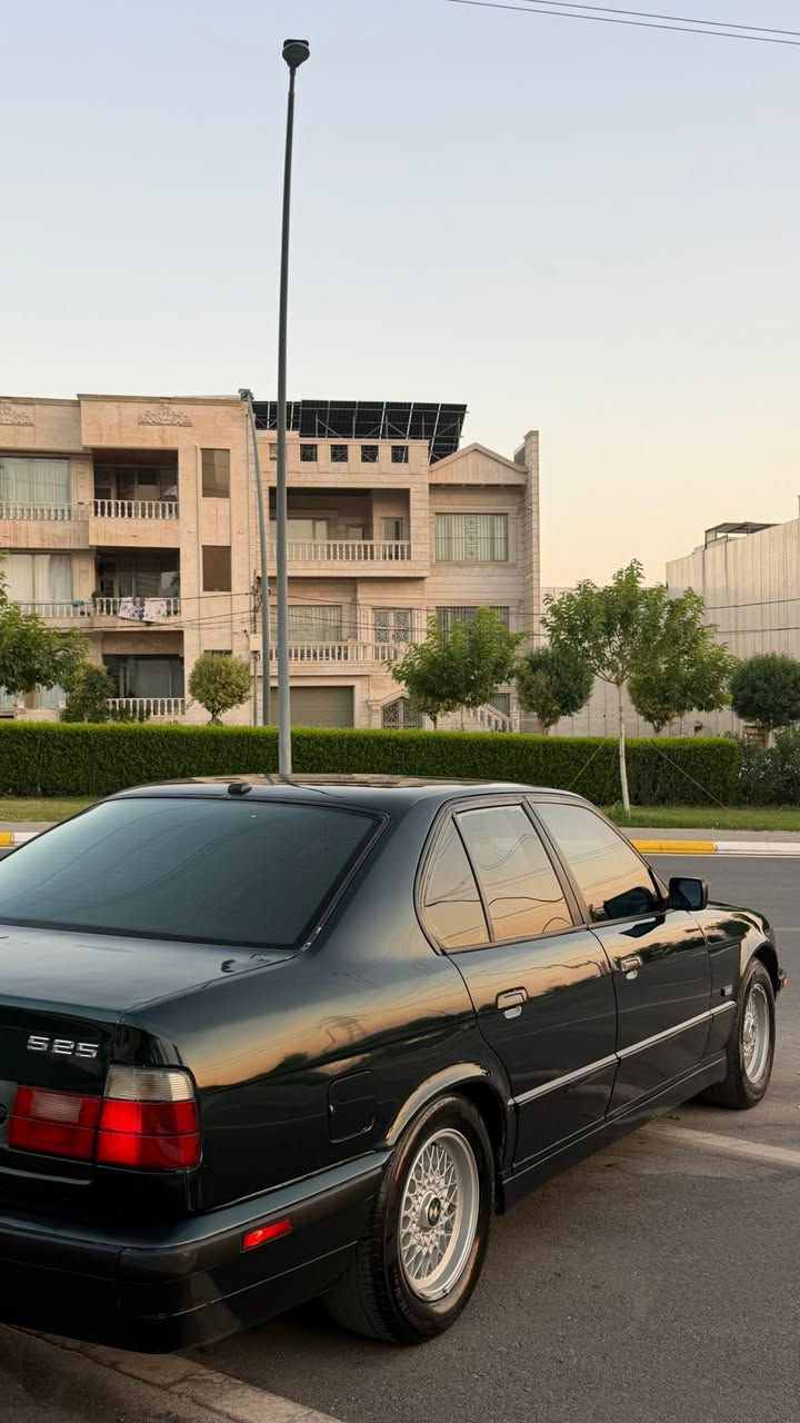 سەرەتا بە ناوی خوا بیئم ٥٢٥ گیر عادی ئاڕم پلاستیک سلێمانی بەشەرتی ئاڕمو ئەوەلیات ١٩٩٥ ناو کرێیمی کوشن کارەبا و جلد تەبرید لەسەر سویچ ٥کەلە دوو جام کارەبا ئاوینە کارەبا پێش پان بەشەرتی گیڕو مەکینە ڕوبەڕو لە ڕەسمەکان جوان ترە بئ دەعمو لێدراو٥٦گەڵا و معامەلە ***********

