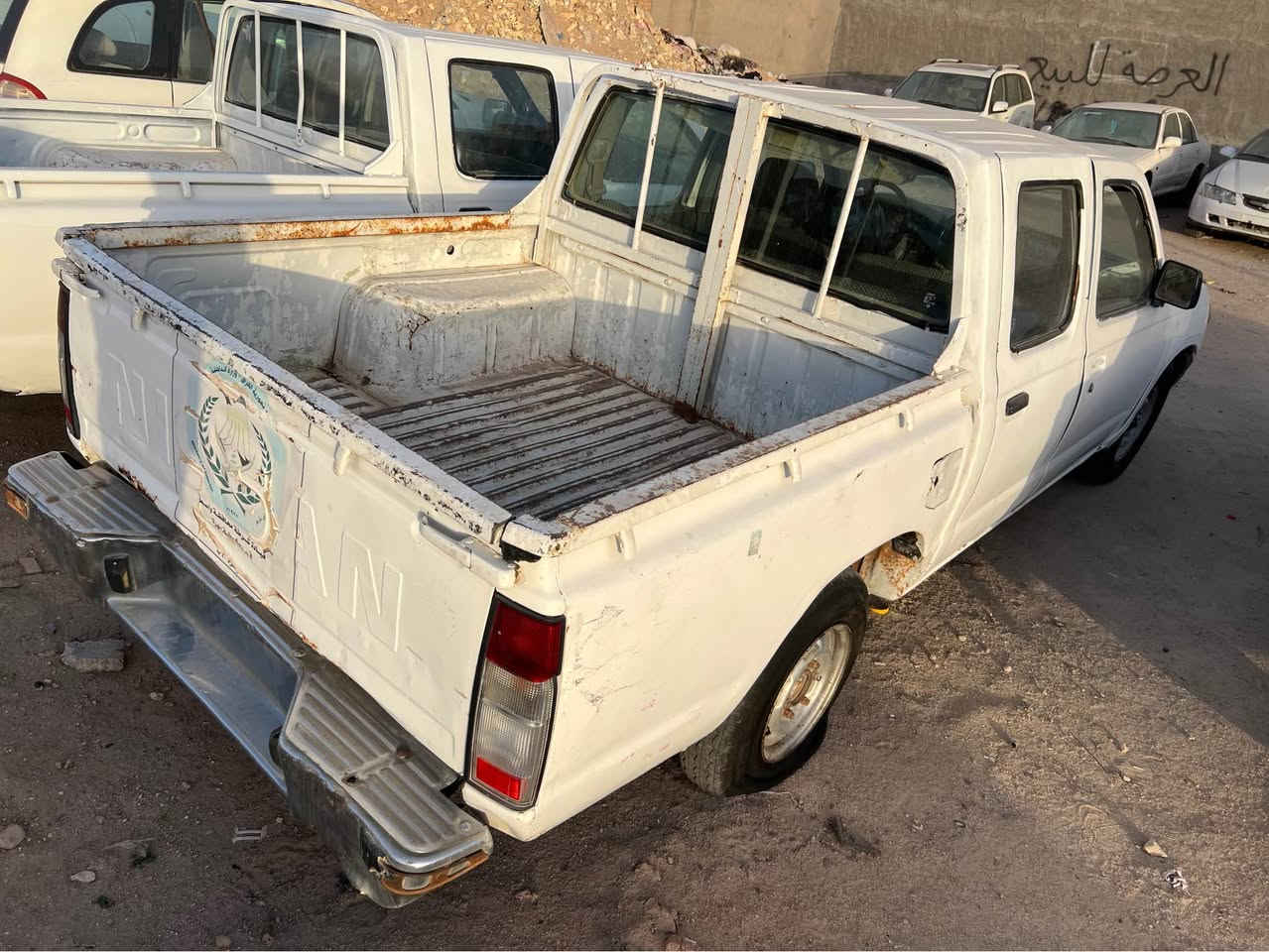 سلام عليكم بيكم نيسان دبل قماره 2003مال مزاد وزارة داخليه بيه كتاب تمشي بي وين متريد اسويلك وكاله ام باركود الك حق انته ترقمه تترقم كربلاء 
كير ومكينه كفاله 
مكان سياره كربلاء 
***********
سعره ب43 كربلاء, العراق
