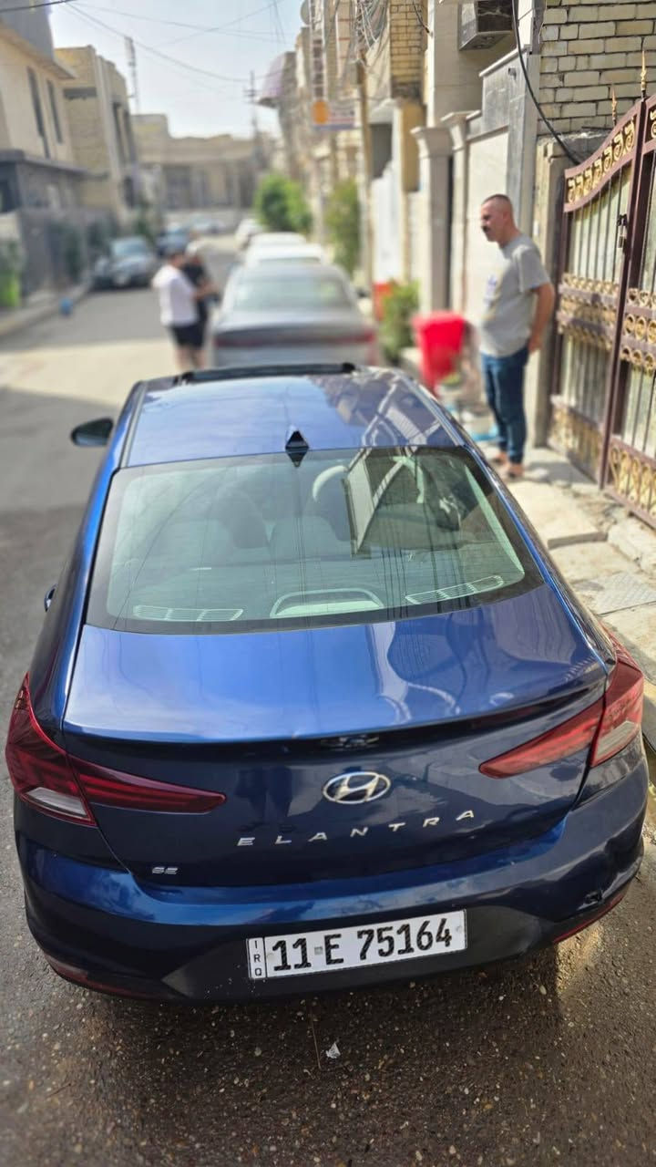 : النترا امريكيه فول مواصفات ماعدا كشن مو كهرباء
2019 حادثها خلفي بسيط من جوه سونار موجود رقم بغداد انكليزي باسمي ماشيه 94 السسسسسعر 135بيها مجال : ***********
