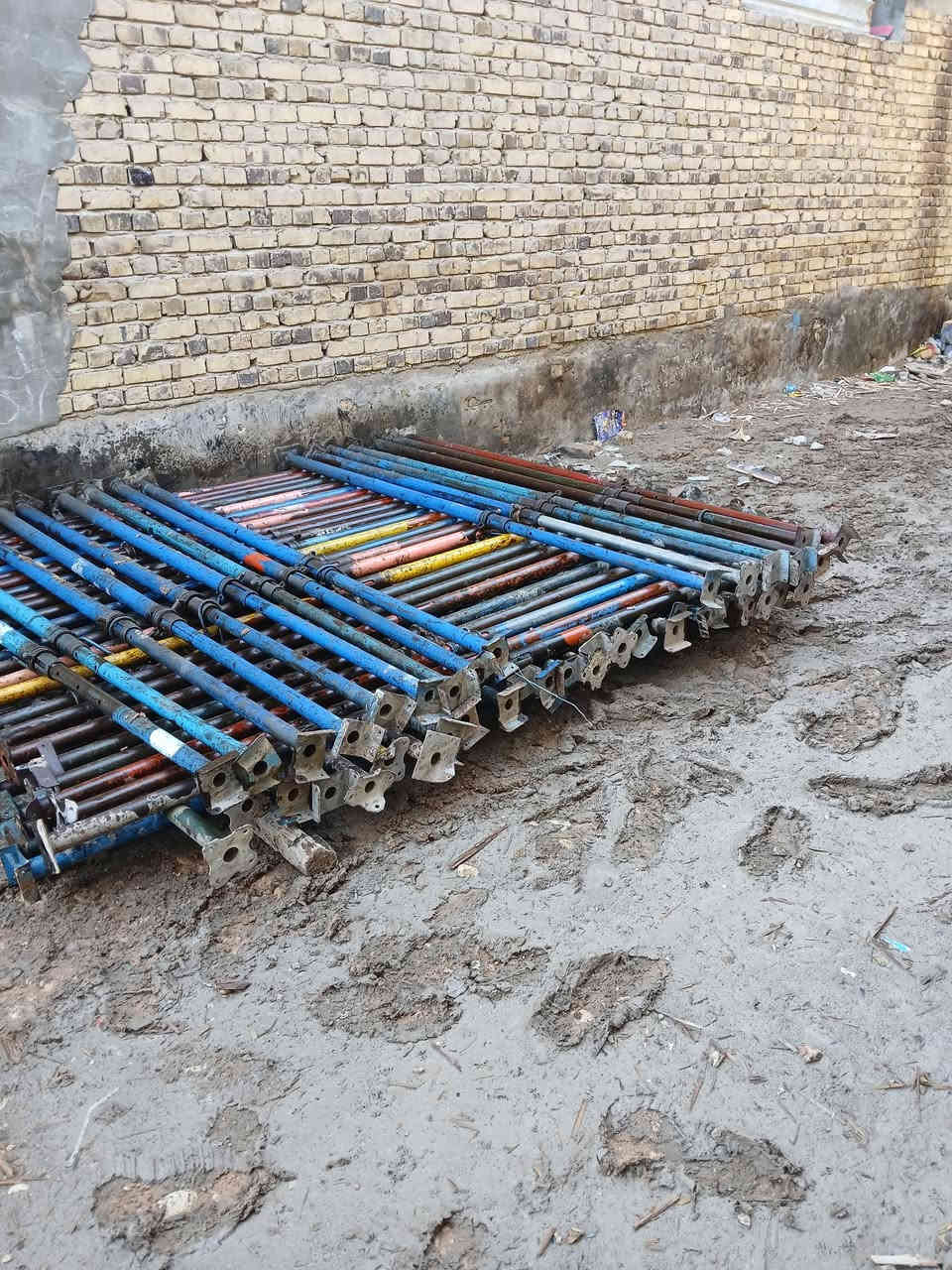 جكات للبيع حاضن تركي نضيف العدد(٩٠) جك المكان حله مركز
***********
