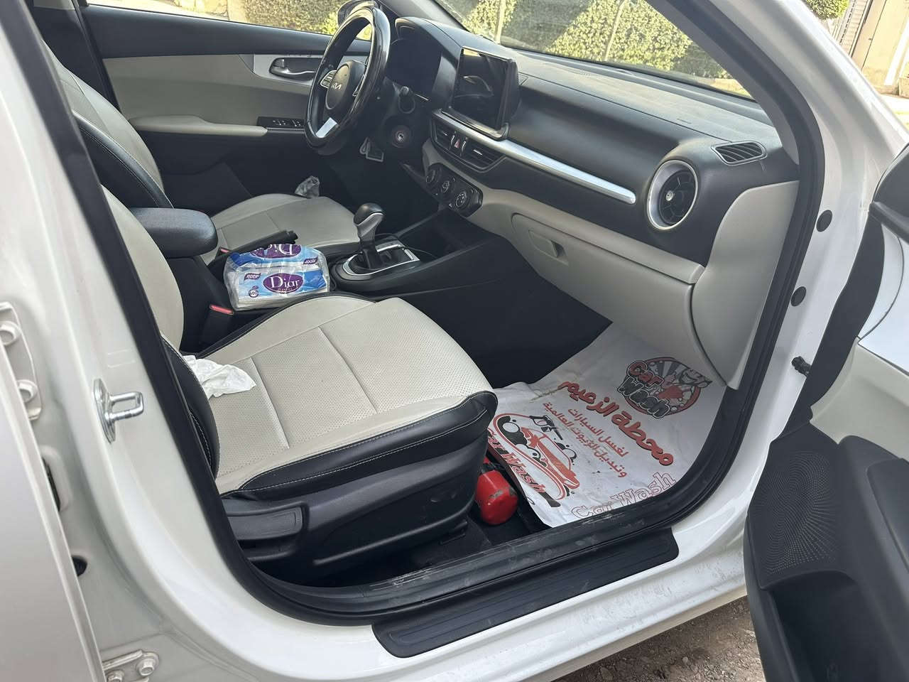 سيراتو ٢٠٢٢ ضمان الدوليه اباسمي ماشيه٧٥٠٠٠ قابل للزياده
السونار مرفق الصور السياره بدون حادث جاهزه بدون اي نقص السياره مغلفه جلد حساسا خلفي كأمره وشاشه وفتحه  
السعر ١٦٨  رقم الهاتف ***********
