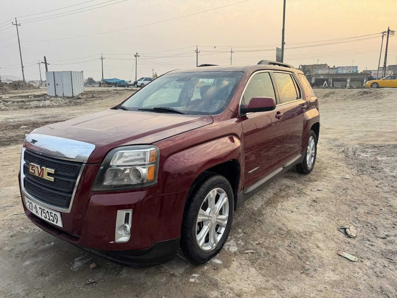 جمسي تيران موديل 17 رقم ذي قار انكليزي تحويل مباشر  وارد امريكي حادثها جاملغ وبنيد تبديل وجاملغ الثاني بيه صبغ ولباقي كلها كفاله ع الشرط كير ومكينه كفاله تبريد ثلج  حداده جديده مكينه 6 اسرندر المرغوب  سياره جاهزه وجديده  سعرها 123  وبيها مجال. مكاني ناصريه سوق الشيوخ الشراي يتصل ويدلل ***********
