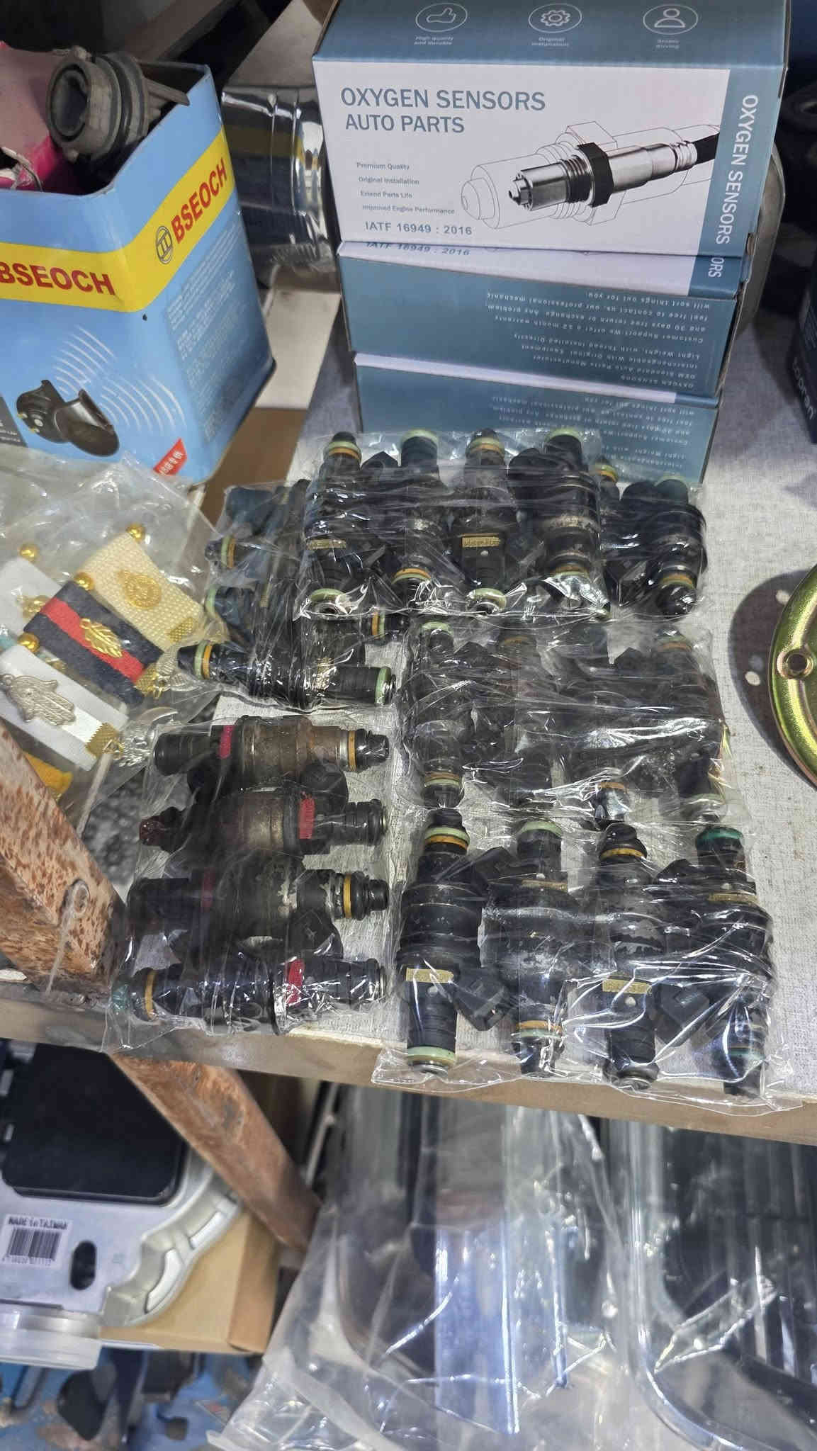 ادوات وكماليات اوبل فكتره واوميكا 
كماليات وادوات الزعيم كركوك 

عنواني كركوك سايدين كراج الشمال قرب الجملونات الجديده قبل الاستداره بصف عالم الكوري مقابيل محلات مراد لدراجات كماليات وادوات الزعيم 
توصيل ٦ الف كافه محافظات 
*********** علي
*********** مصطفى
