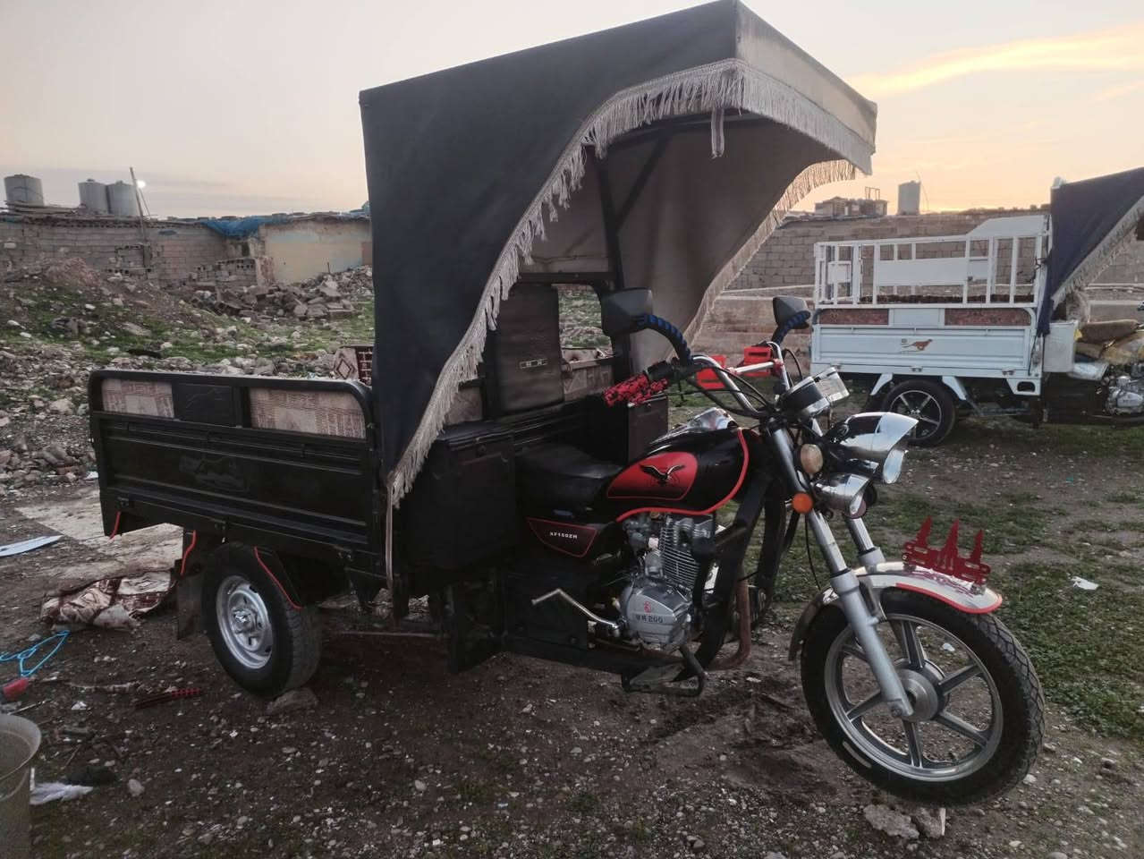 سلام عليكم ستوته صقر موديل 2023 جاهزه لآخر حبايه وكفاله عامه نكره سلف مكاني بغداد  زعفرانيه احلى من بغداد 
***********
