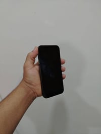 آيفون ١٣ برو ماكس • ٢٥٦ • بطارية ١٠٠٪