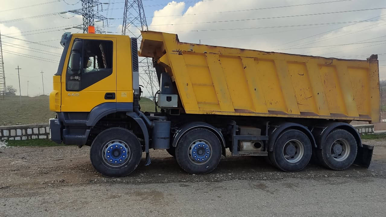 ماشااللە افیکو  للبیع مودیل 2007  حجم 440  مجموعە کبیر هآف رقم السلیمانیە سنویە هزە جدید براد جدید سنویە جدید لحد 2031  قمارە مابی صبغ  شاصی بشرط کیر مکینە بشرط بدی ایطالی 20 متر 
سعر365 ورقە بها مجال
***********
***********
