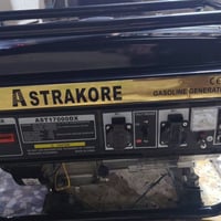 مولد بانزين (استره كوري) ملف نحاس  2.5Kv مثل ماموضح بصوره نضافتهة مستخ...