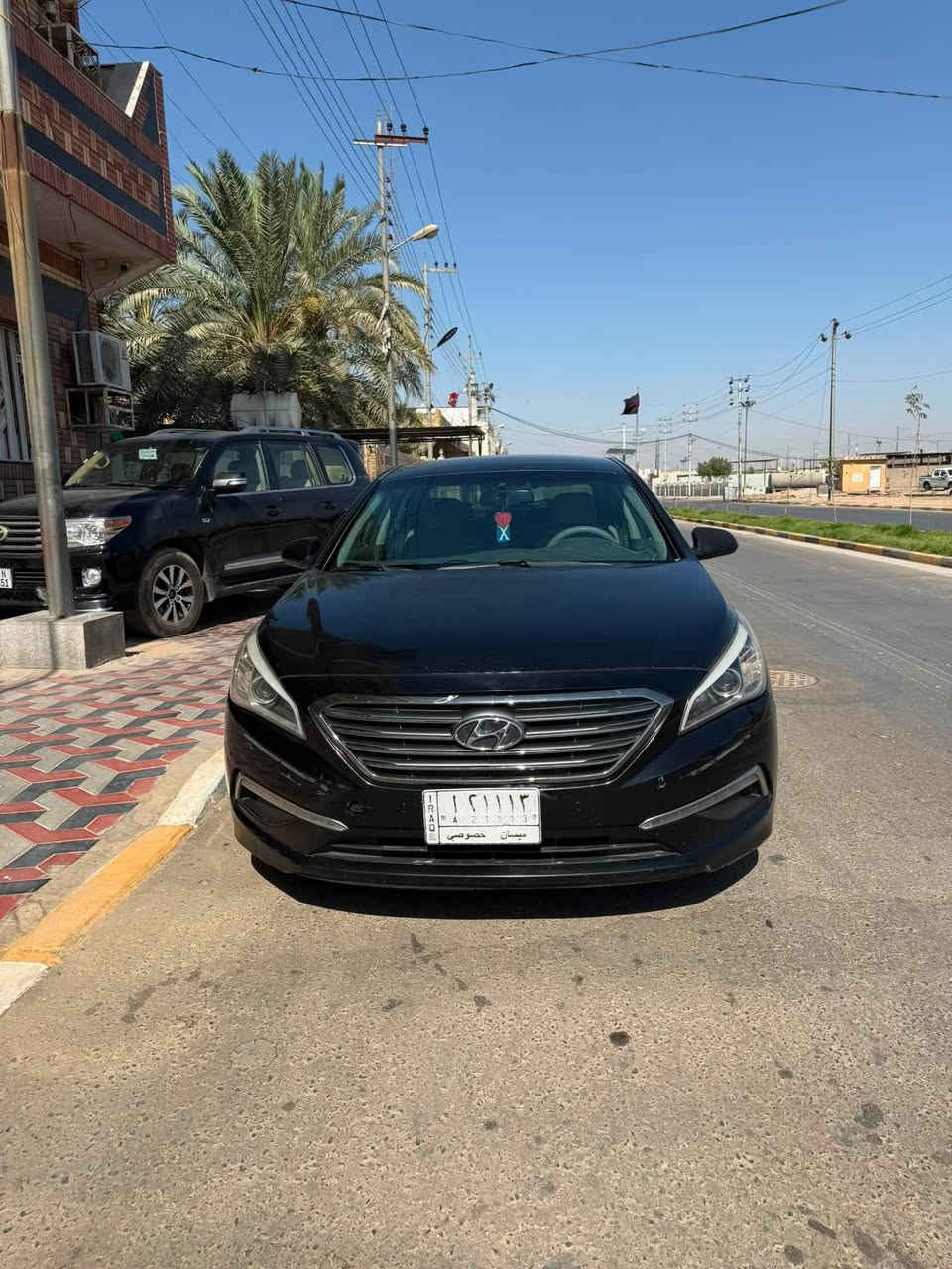 السلام عليكم
سوناتا موديل ١٥ وراد أمريكي اللون اسود شذري 
رقم ميسان حره باسمي 
حادثها تبديل بيبان اثنين جهة السائق و مقدمة البنيد بيه بارد فقط و جاملغ خلفي ايسر صبغ
السعر ١٠٥
للتفاصيل اكثر التواصل على الرقم ***********
مكان السيارة ميسان
