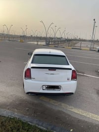 كرايسلر 300 • ٢٠١٨ • رقم بصره