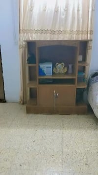 ميز • للبيع