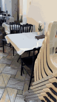 مطعم جاهز للعمل موقعة قريب ع مستشفى الحسيني
الاغراض جديدة  ماعدا كم شغلة 
مشترك بتوترز وبي صفحة خاصة وايجارة مناسب  
للبيع او الايجار او الشراكة 
السبب ظروف خاصة وعدم تفرغ 

ملاحظة : اليريد بس الغراض ابيعهن  بس شرط شلعه وحده 

***********
