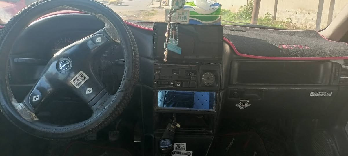 اوبل فكتره موديل 92حجم 18محرك وكير شرط  وفول كهربايات قفل مركز  سياره بسمي واني الشرعي تحويل فقط وكاله  مااسوي سنويه جديده مكاني موصل حي اليرموك السعر52وبيها مجال للاتصال عل هذا الرقم ***********
