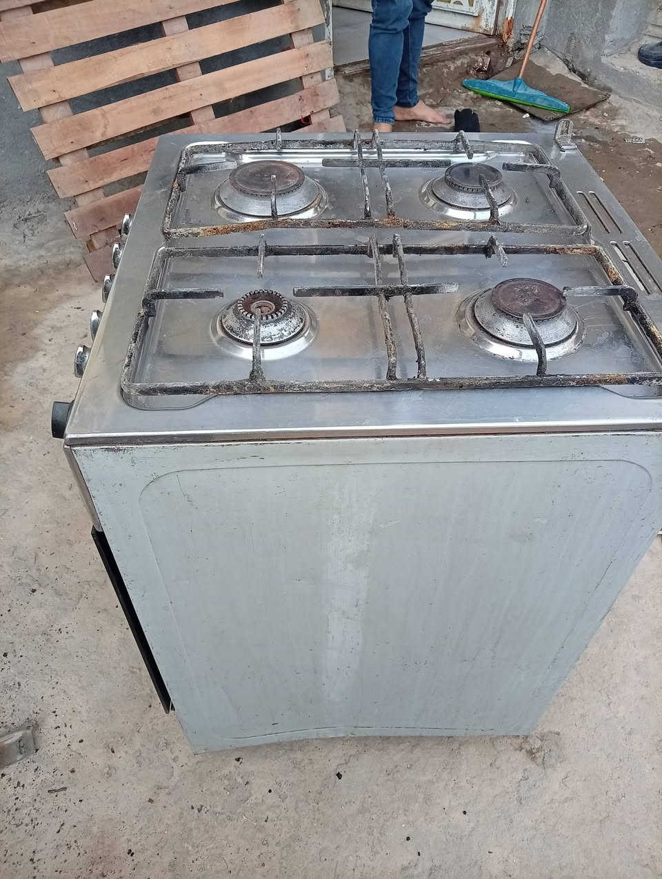 السلام عليكم.طباخ وسط مصري مستعمل كلشي شغال بيه وعينكم ميزانكم وتدللون سعره 80..
***********..تقاطع سجن الإصلاحي
