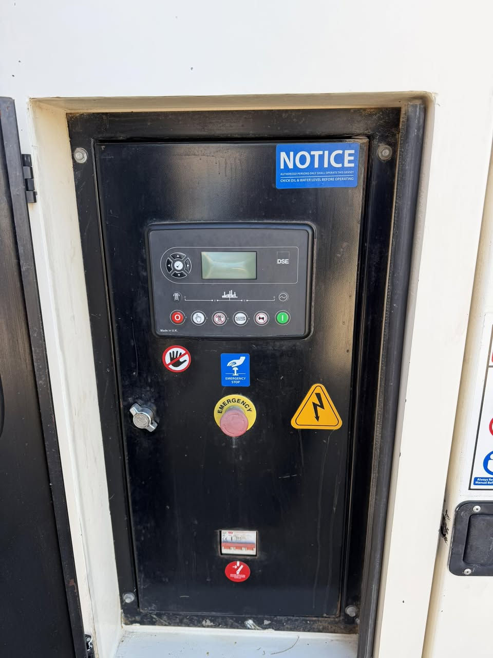 #جديدنا_لاينتهي[0️⃣7️⃣8️⃣1️⃣2️⃣3️⃣4️⃣5️⃣2️⃣3️⃣2️⃣]
🔷نوع المحرك:بيركنز انكليزي 🇬🇧UK
🔷القدره:35KVA
🔷المحرك:3بستم
🔷نوع الملف:لوري سومر فرنسي🇫🇷
🔷كاتم جبيلي 100%
🔷عدد ساعات التشغيل:274 ساعة⏰
🔷مع سسستم بروتكشن كامل للحمايه 
🔷مع خزان وقود 150L
🔷لمعرفة السعر ضع الرقم 62 داخل منشور البيج او الاتصال:-
🔷☎️رقم الهاتف:0️⃣7️⃣8️⃣1️⃣2️⃣3️⃣4️⃣5️⃣2️⃣3️⃣2️⃣
#علي_الباشا
🔷العنوان:بابل/الحله/الجزائر-مجاور مستشفى الحياة-ومقابيل ملعب الجزائر
🔷يوجد توصيل لجميع محافظات العراق 🇮🇶 🛻🛻


**إذا كنت صاحب هذا الإعلان وتريد حذفه لأي سبب، رجاءا أرسل رسالة إلى الدعم الفني**