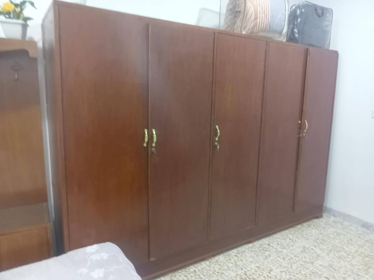 #للبيع سعر 250 بيها مجال


**إذا كنت صاحب هذا الإعلان وتريد حذفه لأي سبب، رجاءا أرسل رسالة إلى الدعم الفني**