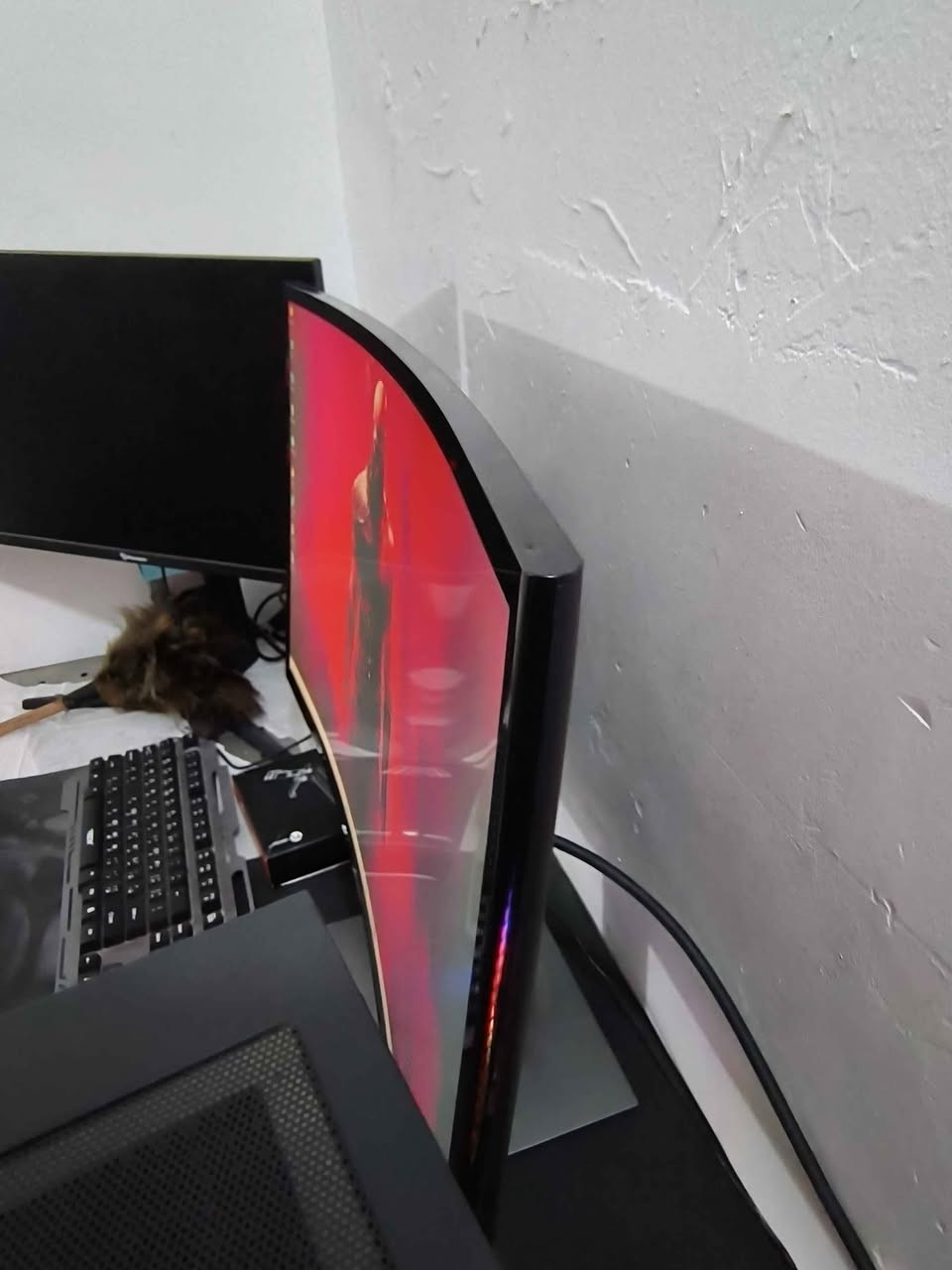 للبيع
كيس + شاشه 
موصفاته
CPU i5 9600K
GPU GIGABYTE 
RTX 2060 6G 
  M.2  256+ hddT2
RAM: DDR4 16GB 
M.b:   Z390 GIGABYTE 
POWER SUPPLY 650+80
تبريد مائي فانين 
موصفات شاشه
سامسونك منحنيه حجمها 27 75هرتز
سعر 680 وبي مجال بسيط 
مكاني شعب 
رقم *********** بغداد, العراق
