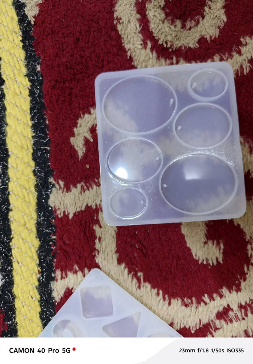 متوفر ( قوالب ريزن احرف ومجسمات كروية وقوالب مداليات وريزن ( a/b) ولون وقوالب اقلام
خلي سعرك بالتعليقات


**إذا كنت صاحب هذا الإعلان وتريد حذفه لأي سبب، رجاءا أرسل رسالة إلى الدعم الفني**