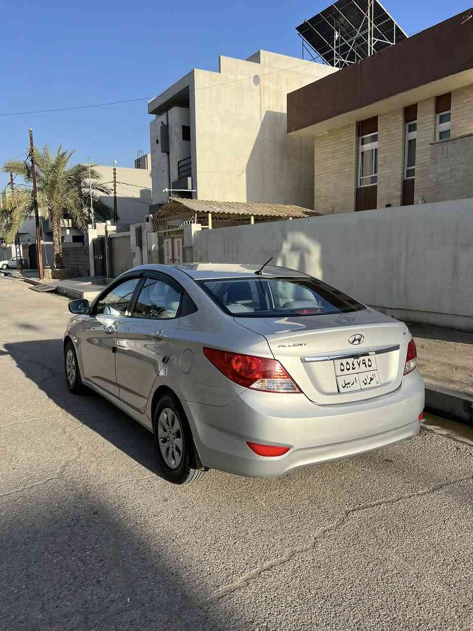 اكسنت خليجي
موديل 2017 
بدون صبغ ولا ضرر بيه فقط باب خلفي تبديل باصلي 
كير ومحرك بشرط ما مفتوح لا صرف ولا نفخ 
ماشيه 169
شرط التحويل 
مواصفات سيارة 
محرك 16 دوش 
كير توماتيك 
جامات كهرب 
تحكمات ستيرن 
اشاير بل مري 
نضام ايكو
السيارة جديده وجاهزة من كل النواحي 
للاستفسار اتصل على الرقم ***********
