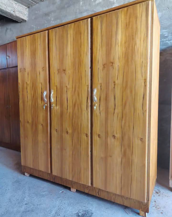 كناتير جديد سعر مناسب 
يوجد توصيل داخل تكريت والعلم وبيجي والدور فقط الاتصال ع رقم تلفون او مراسله وتساب  ‏‪***********‬‏
