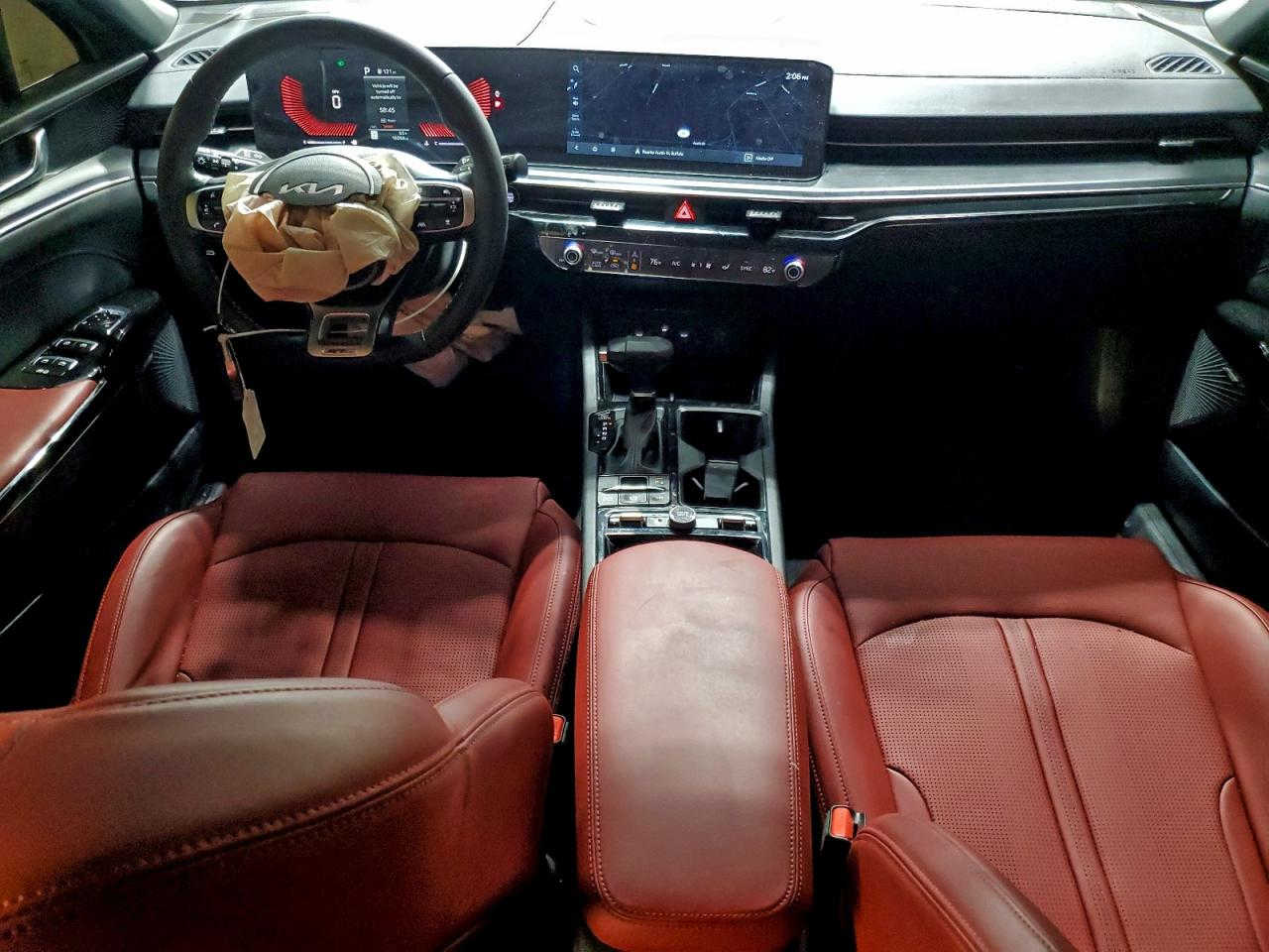 #أعـــلان_مــــــــــزاد #مكتب_بوابة_دبي
سعر نقل مخفض الى جميع الموانئ
ـ نوع السيارة : 2025 KIA K5 GT LINE
ـ تاريخ المزايدة : 2/3/2026 الساعة 6:00 مساء 
ـ السعر : حسب تاريخ المزايدة المذكور أعلاه: 250$ دولار 
ـ الضرر والمواصفات : حسب الصور المرفقة
-جميع السيارات الهايبرد الكهرباء معفي
من الكمرك الضريبة والرقم مجاناً
ملاحـــظــة .. السيارات المعروضة داخل الصفحة هي مجرد نماذج بسيطة للمزاد
وللمزيد من المعلومات الحضور الساعة الرابعة عصرا الى مقر الشركة الكائن في:
شارع الحزام الاخضر المدينة المايئة- مقابيل حي العدالة #النجف_الاشرف
المكتب ***********
زيد الطفيلي***********
عبد الله الزاملي***********
للانضمام لكروب الواتساب اضغط ع رابط
https://chat.whatsapp.com/HEg5DTFOYCnFPwSoSvOuuq
